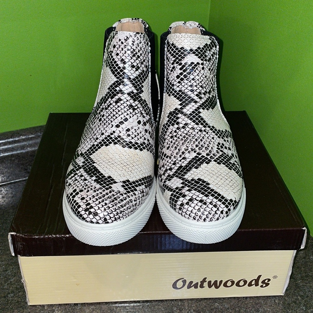 Wedge Sneakers - Picture 5 of 14
